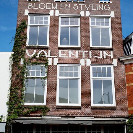 Stadslogement Valentijn Снек Екстериор снимка